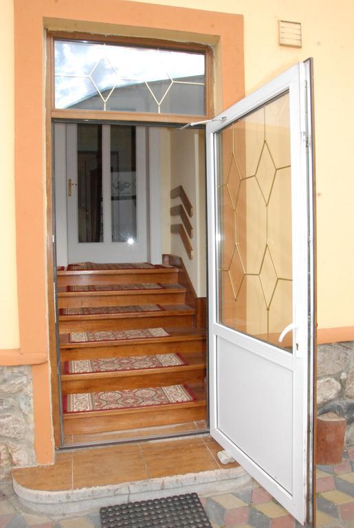 Vila Nicoleta Hotel Sibiu Exterior foto
